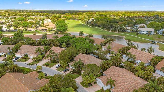 4657 Carlton Golf Drive, Lake Worth, FL 33449