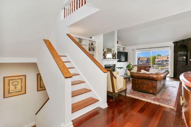 1 Island Drive 18, Norwalk, CT 06855