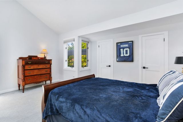1 Island Drive 18, Norwalk, CT 06855
