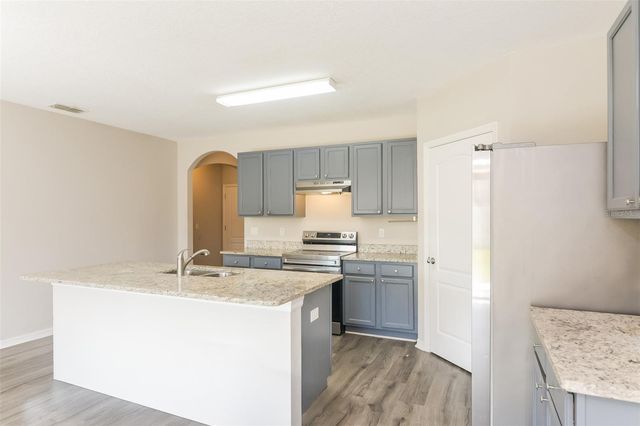 2301 SEQUOIA WAY, Davenport, FL 33896