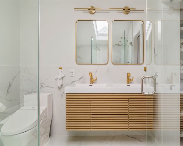 107 Josephine B, Somerville, MA 02144