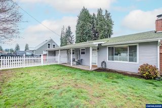 708 W High St, Stayton, OR 97383