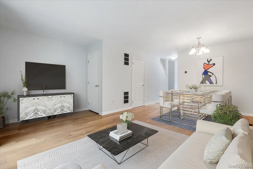 307 Alexandra Court, Carmel, NY 10512 — photo 3