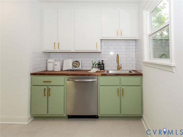 1601 N 25th St, Richmond, VA 23223