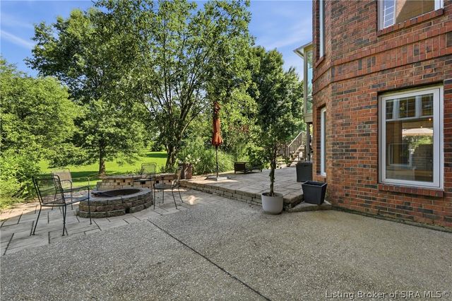 6559 Quail Chase, Charlestown, IN 47111