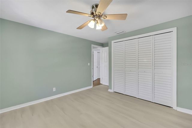 8424 STILLBROOK AVENUE, Tampa, FL 33615