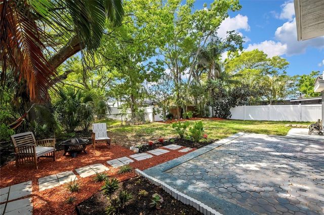 8424 STILLBROOK AVENUE, Tampa, FL 33615