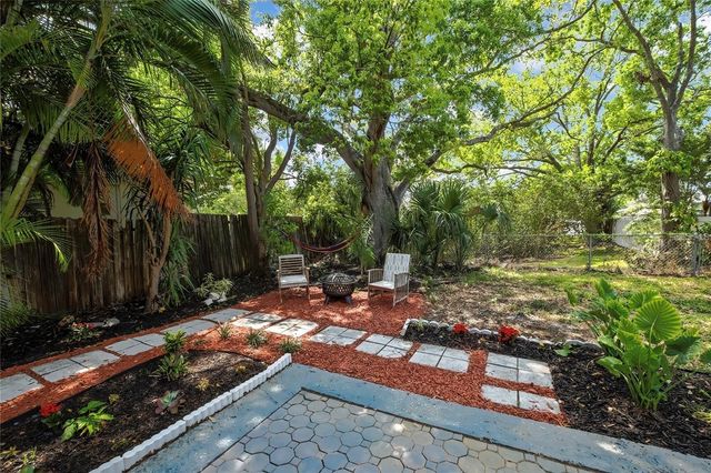 8424 STILLBROOK AVENUE, Tampa, FL 33615