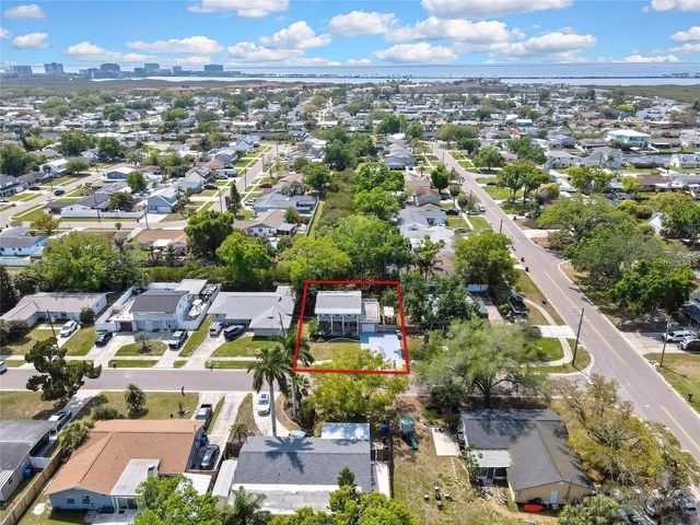 8424 STILLBROOK AVENUE, Tampa, FL 33615