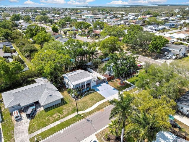 8424 STILLBROOK AVENUE, Tampa, FL 33615
