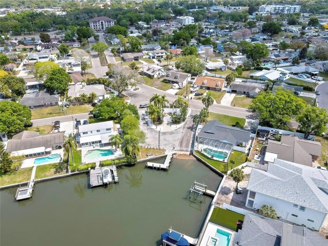 8424 STILLBROOK AVENUE, Tampa, FL 33615