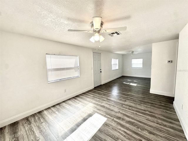 3905 54TH AVENUE N, St Petersburg, FL 33714