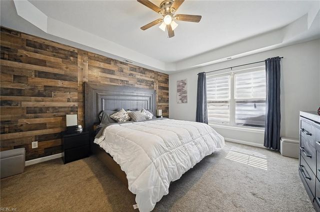 200 Seasons Cir Unit 705, Suffolk, VA 23434