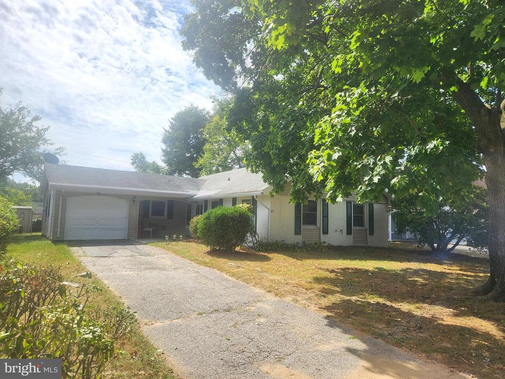 44 BABCOCK LN, Willingboro, NJ 08046