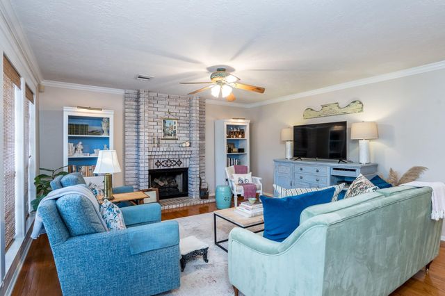 16502 Rainbow Lake Road, Houston, TX 77095