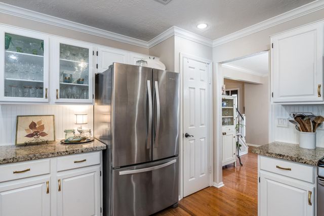 16502 Rainbow Lake Road, Houston, TX 77095