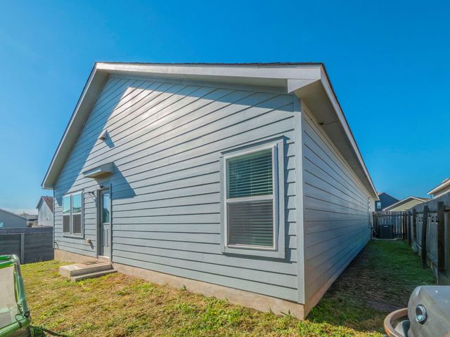 17813 Boardtree DR, Elgin, TX 78621