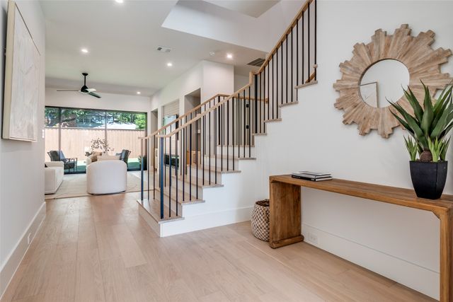 5321 Emerson Avenue, Dallas, TX 75209