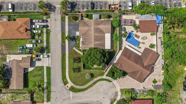 4040 NE 6th Ave, Deerfield Beach, FL 33064