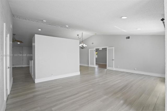 4040 NE 6th Ave, Deerfield Beach, FL 33064