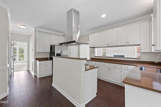 3528 Dewing Drive, Raleigh, NC 27616