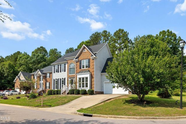 3528 Dewing Drive, Raleigh, NC 27616
