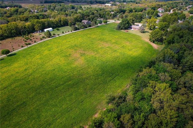 3385 W 183rd Street, Stilwell, KS 66085