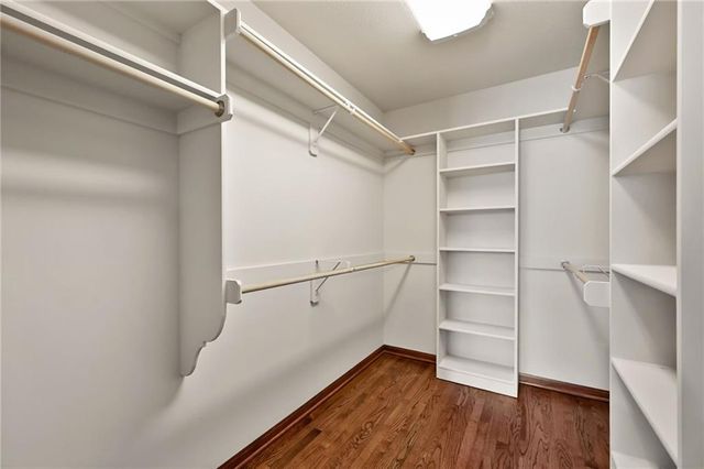 3385 W 183rd Street, Stilwell, KS 66085