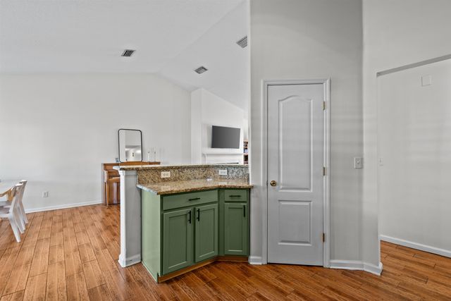 284 N CHURCHILL, St Augustine, FL 32086