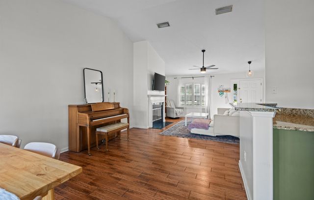 284 N CHURCHILL, St Augustine, FL 32086