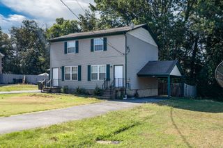 817B Oak Leaf Dr, Old Hickory, TN 37138