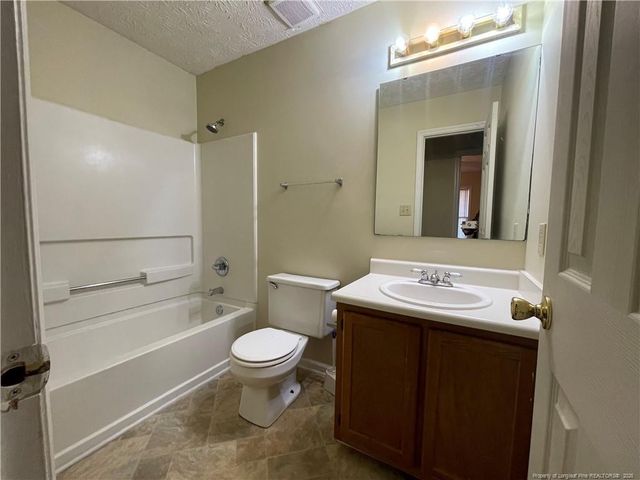 6824 Buttermere Drive, Fayetteville, NC 28314