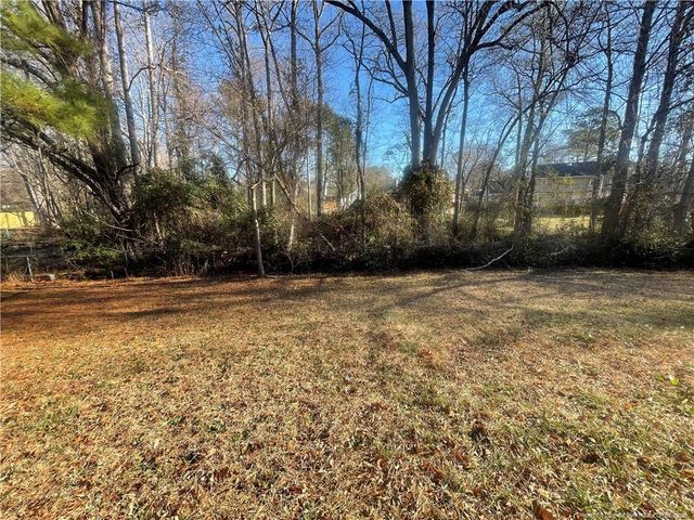 6824 Buttermere Drive, Fayetteville, NC 28314