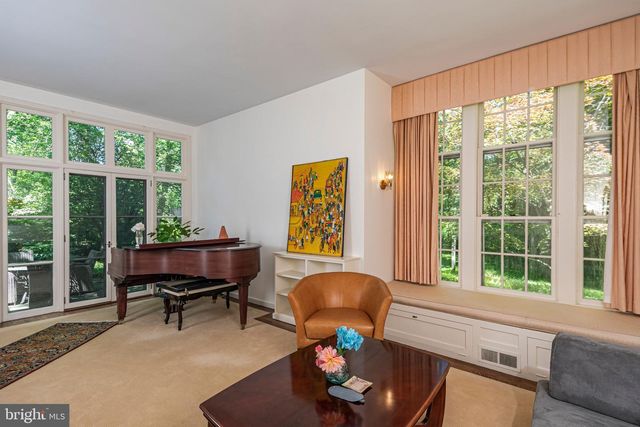 85 WESTCOTT RD, Princeton, NJ 08540