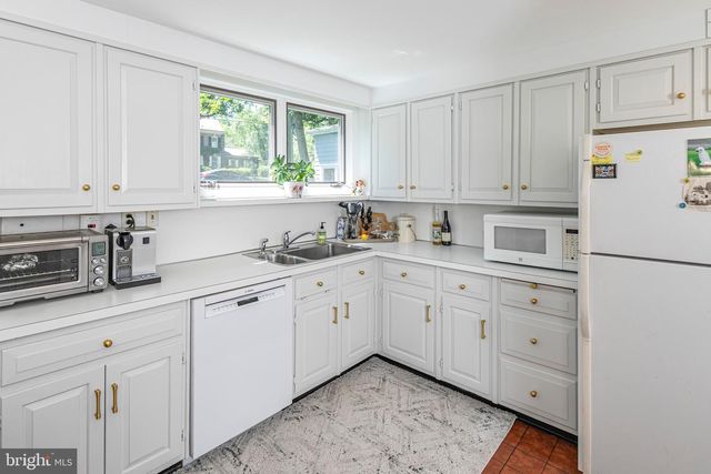 85 WESTCOTT RD, Princeton, NJ 08540