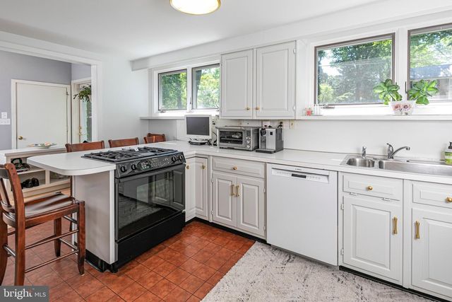 85 WESTCOTT RD, Princeton, NJ 08540