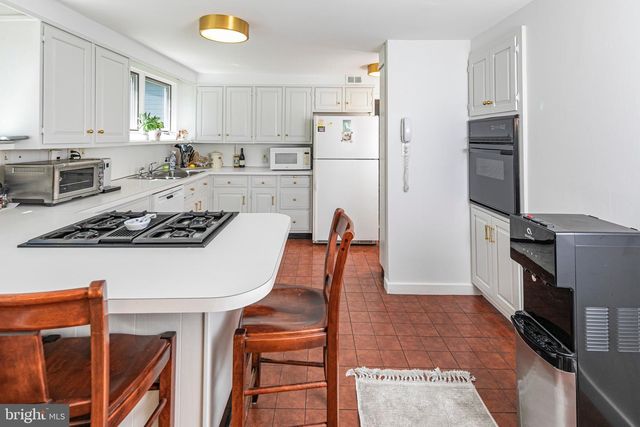 85 WESTCOTT RD, Princeton, NJ 08540