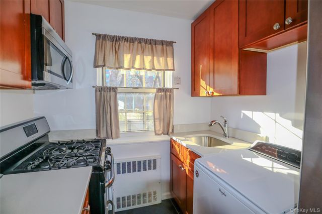 211-07 73 Avenue A, Bayside, NY 11364