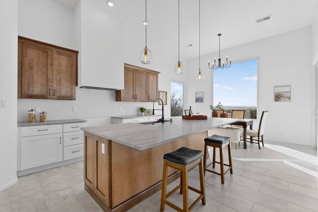 85 Cerro Alto Road, Lamy, NM 87540