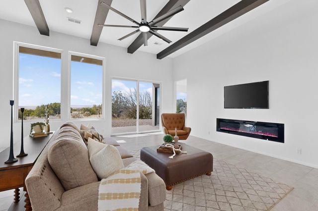 85 Cerro Alto Road, Lamy, NM 87540