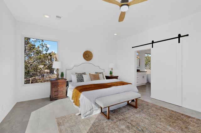 85 Cerro Alto Road, Lamy, NM 87540