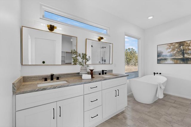 85 Cerro Alto Road, Lamy, NM 87540