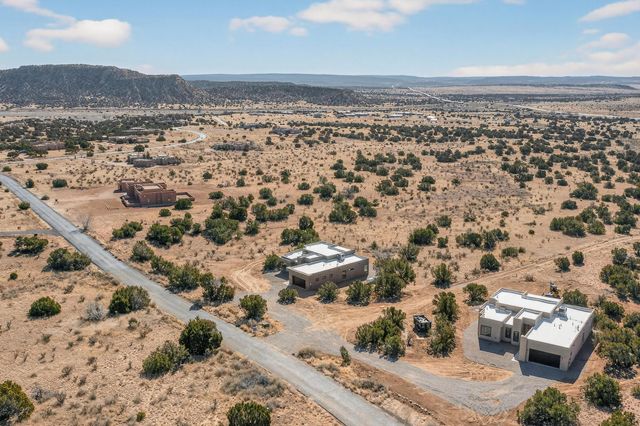 85 Cerro Alto Road, Lamy, NM 87540