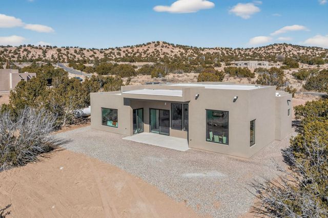 85 Cerro Alto Road, Lamy, NM 87540