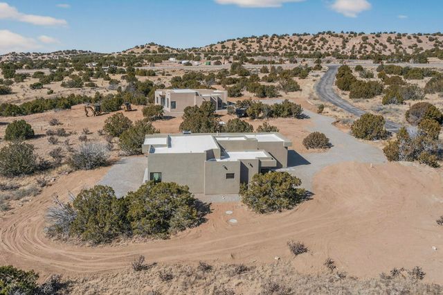 85 Cerro Alto Road, Lamy, NM 87540