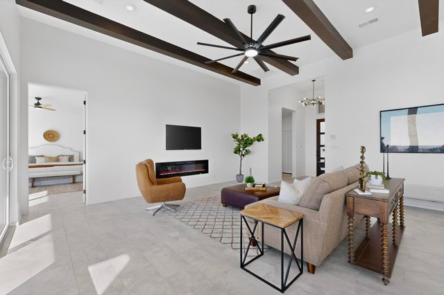 85 Cerro Alto Road, Lamy, NM 87540