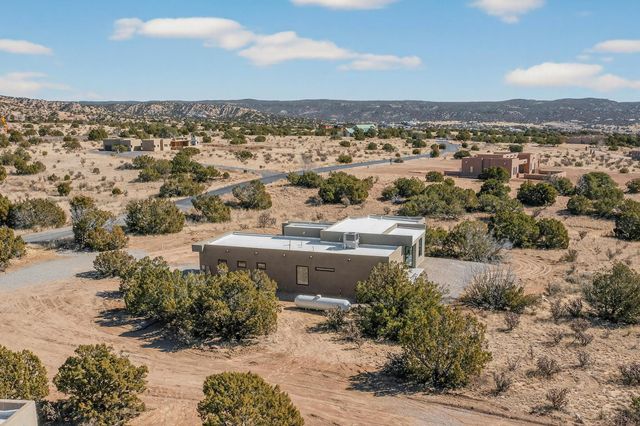 85 Cerro Alto Road, Lamy, NM 87540