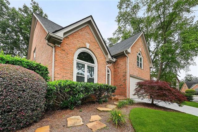 2431 Thawley Place, Tucker, GA 30084