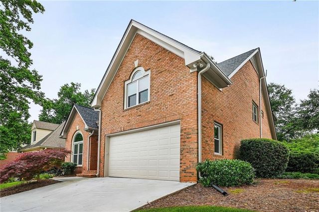 2431 Thawley Place, Tucker, GA 30084