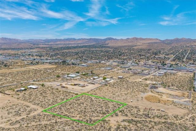 55652 Buena Vista, Yucca Valley, CA 92284